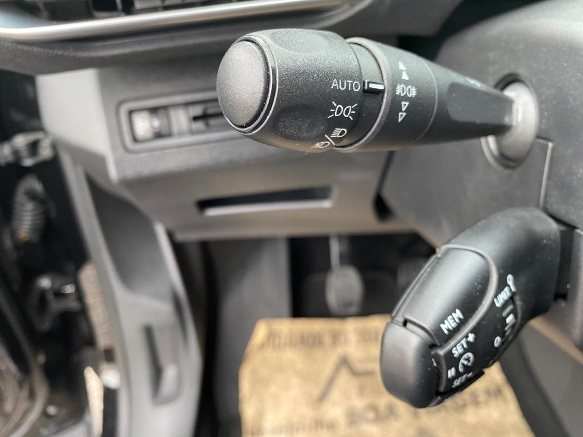 peugeot-3008-2017-diesel-1560cc
