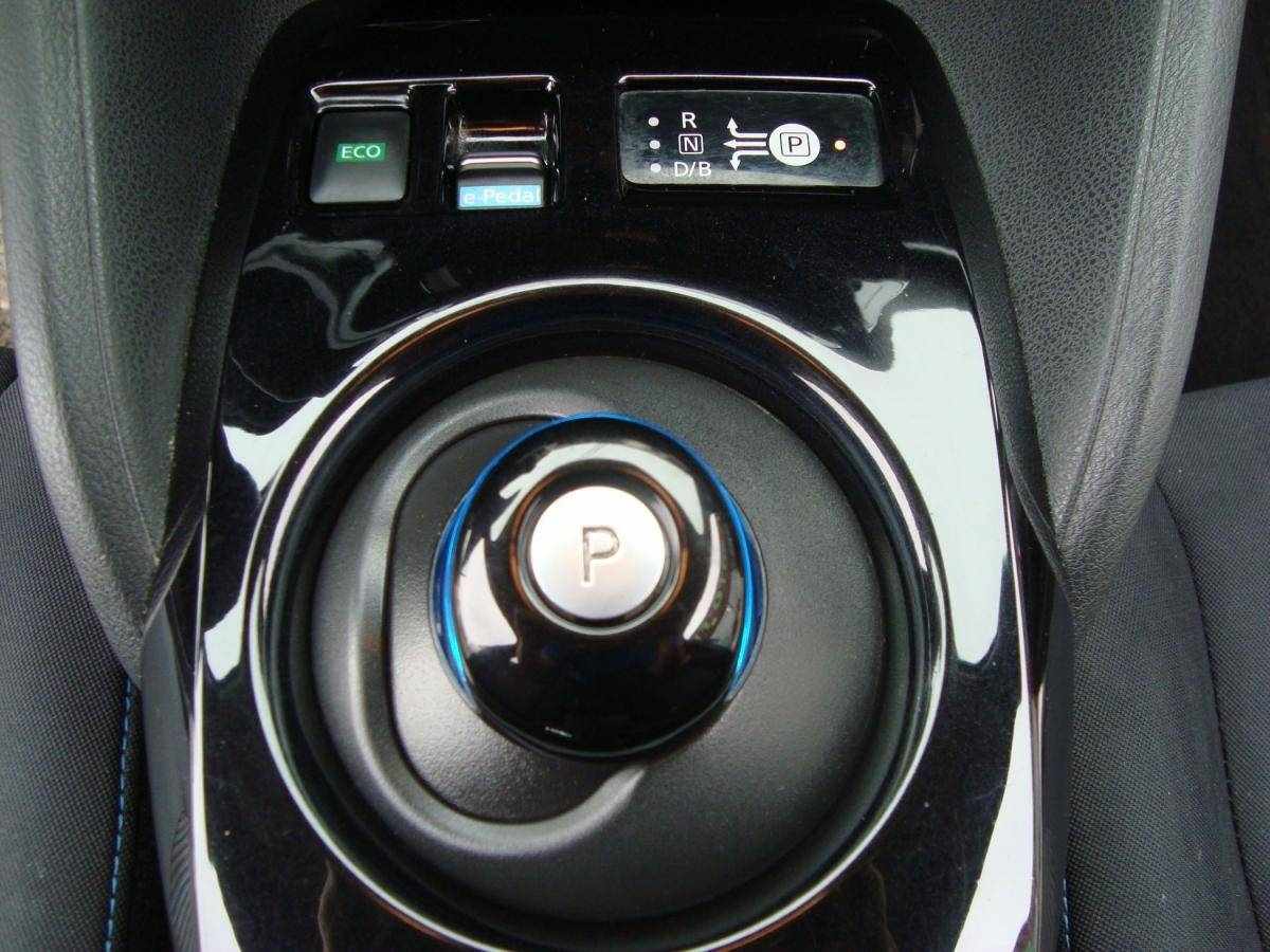 nissan-leaf-2018-eletrico-0cc
