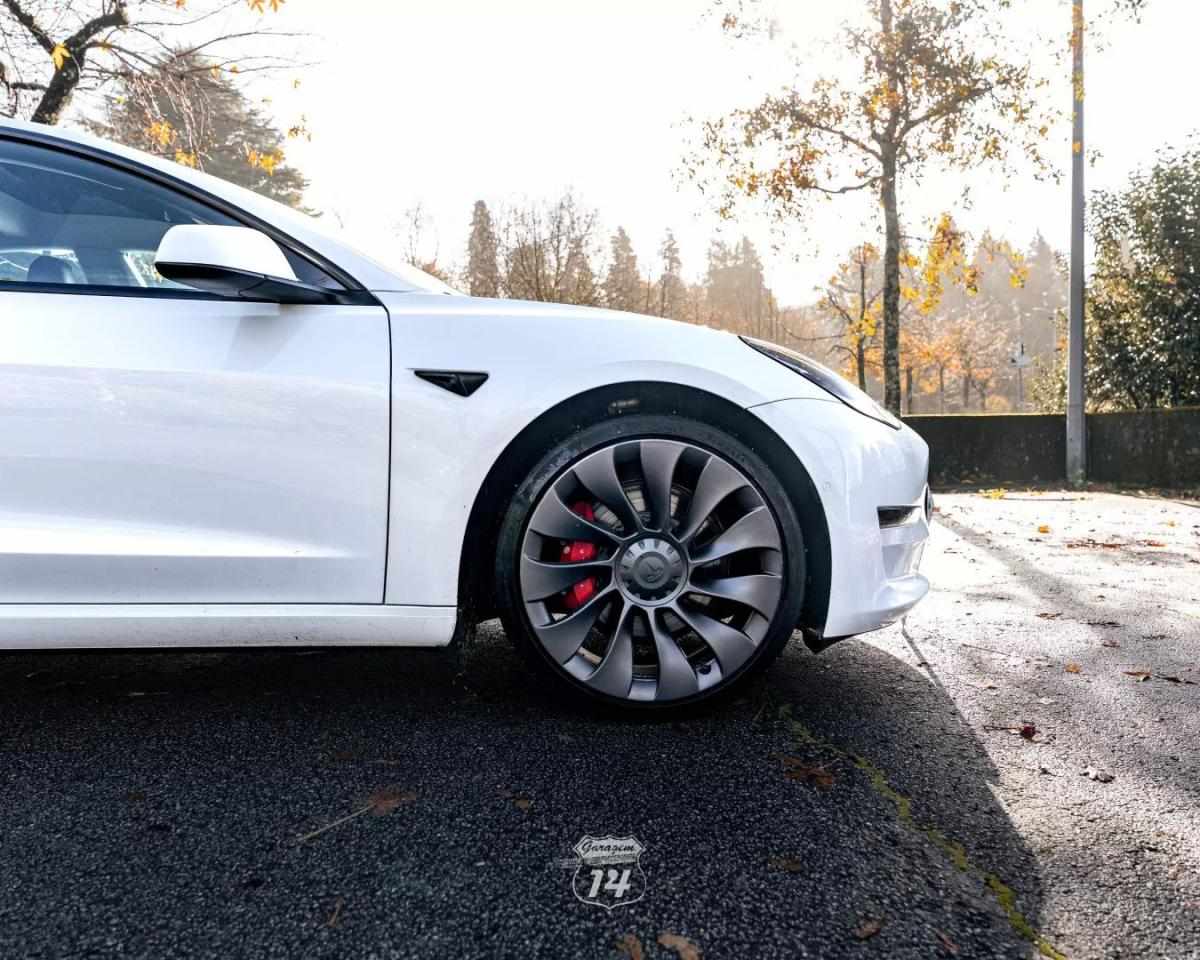 tesla-model-3-2022-eletrico-200cc