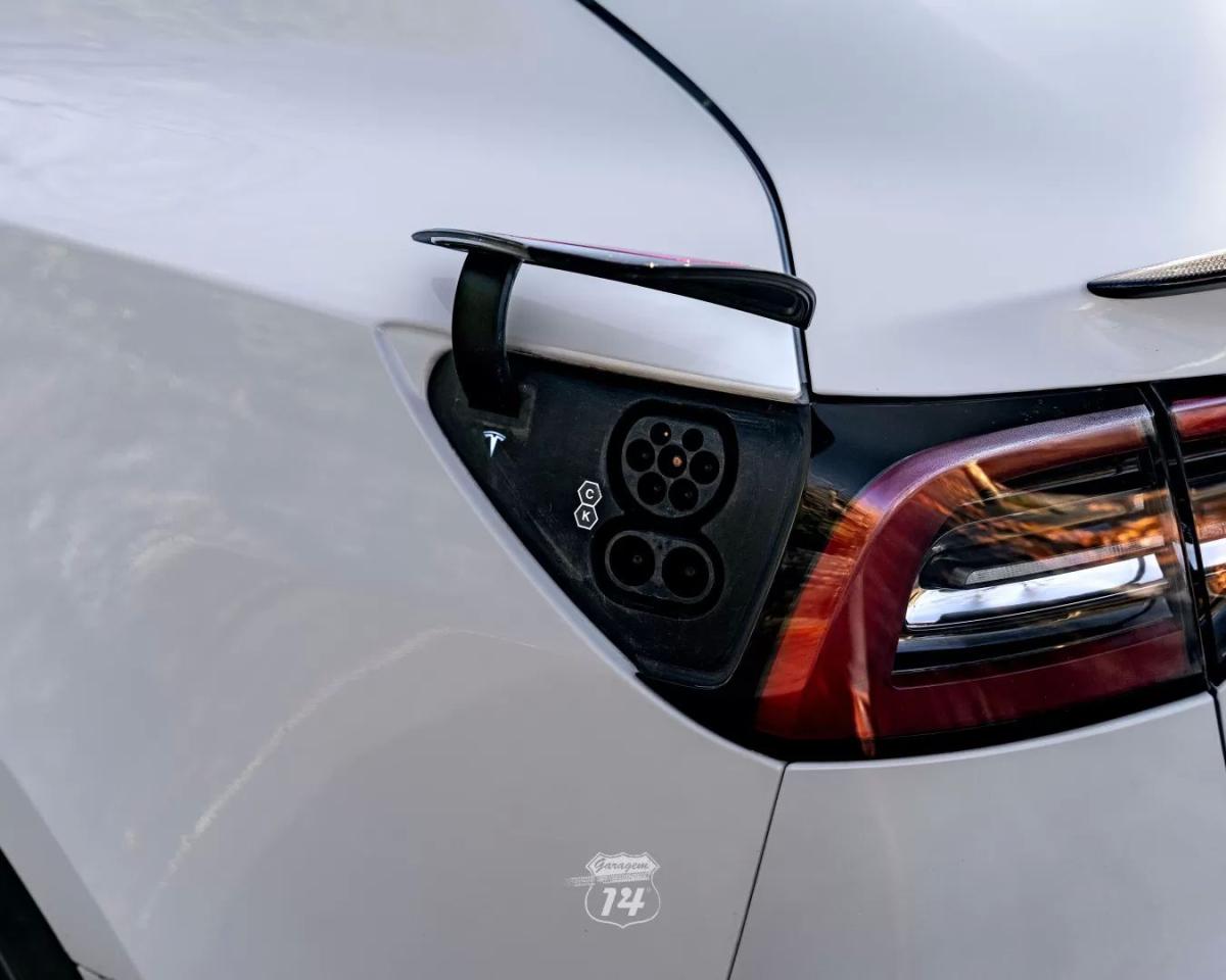 tesla-model-3-2022-eletrico-200cc