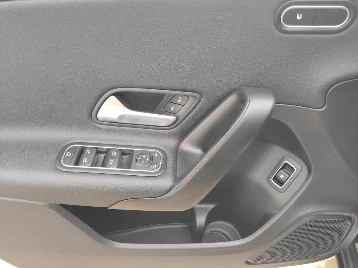 mercedes-benz-classe-a-a-250-e-2020-hibrido-plug-in-1332cc
