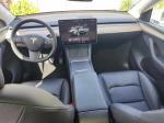 tesla-model-y-2022-eletrico