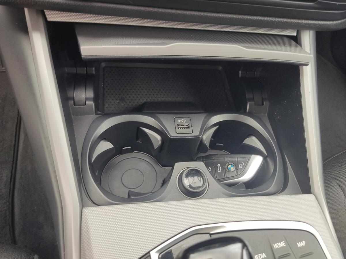 bmw-serie-3-330e-xdrive-2021-hibrido-plug-in-1998cc