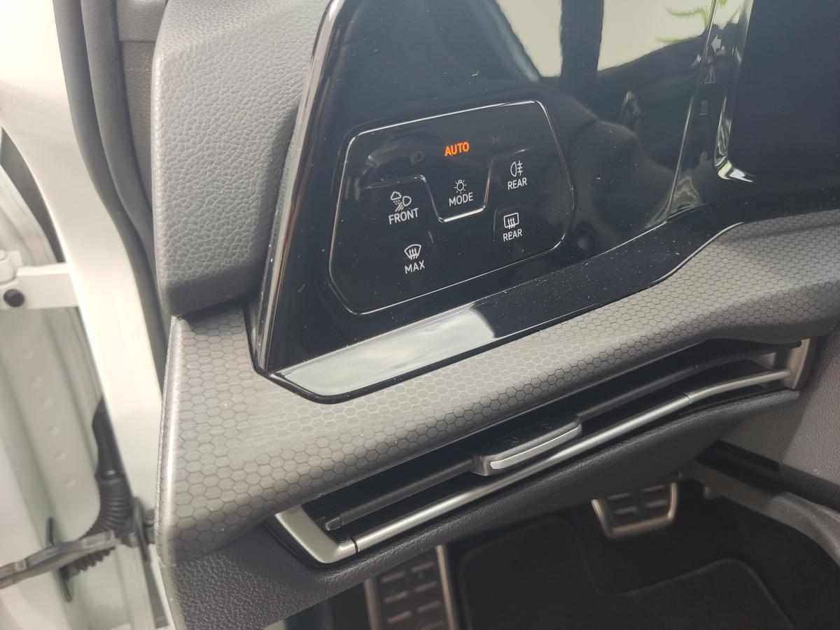 volkswagen-golf-vii-1-4-tsi-phev-2021-hibrido-plug-in-1400cc