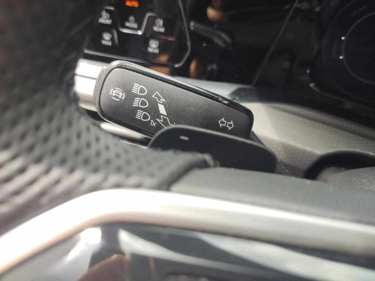 volkswagen-golf-vii-1-4-tsi-phev-2021-hibrido-plug-in-1400cc