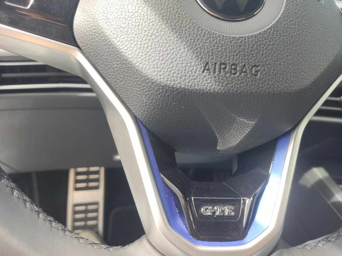 volkswagen-golf-vii-1-4-tsi-phev-2021-hibrido-plug-in-1400cc