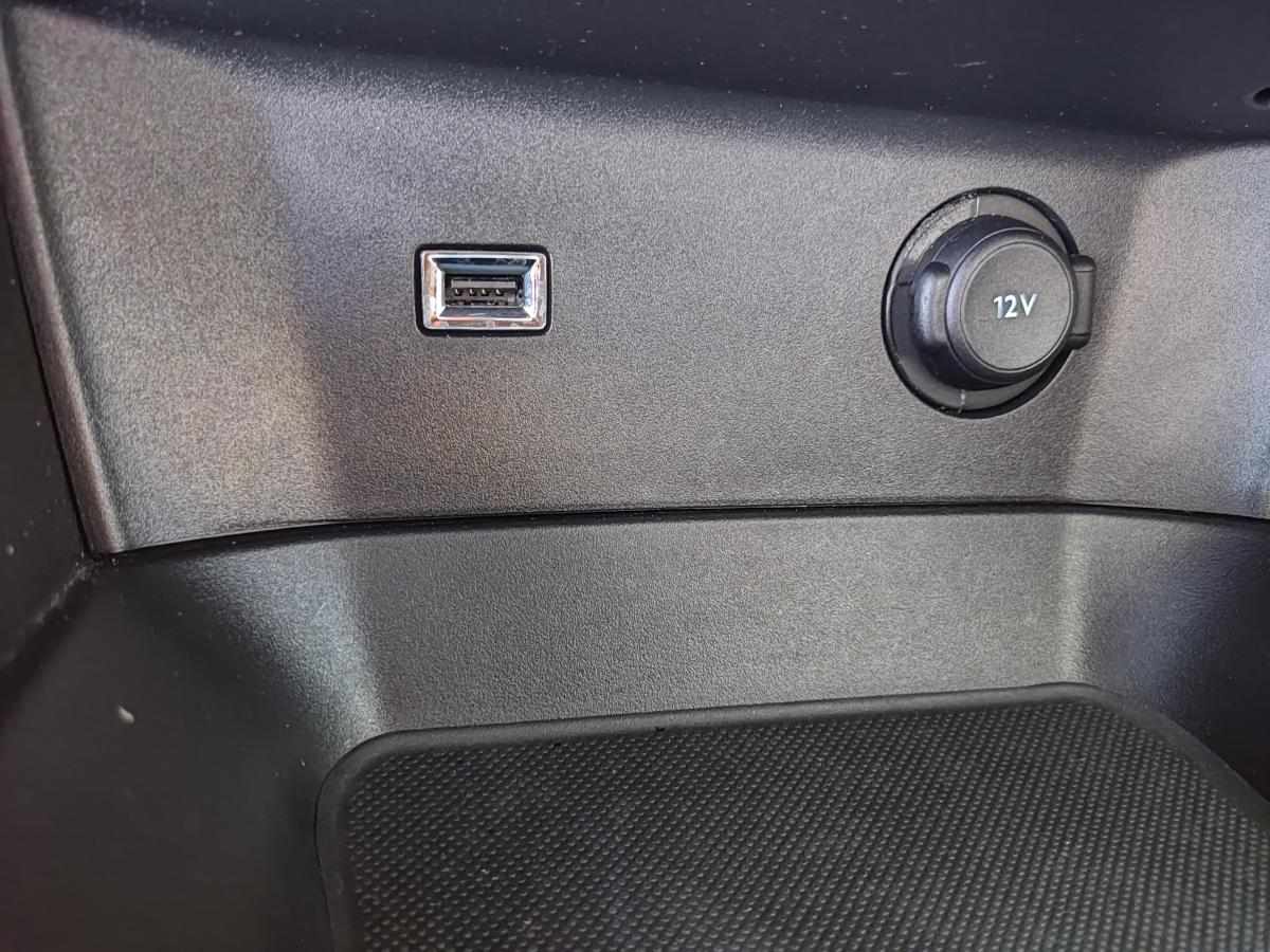 peugeot-3008-1-5-bluehdi-2019-diesel-1499cc