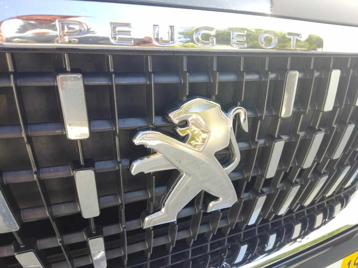 peugeot-3008-1-5-bluehdi-2019-diesel-1499cc
