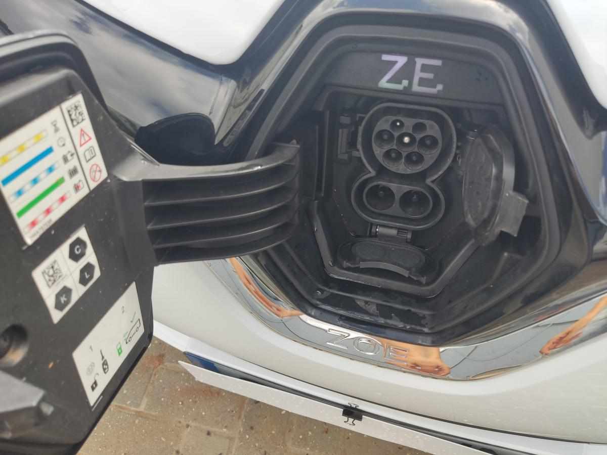 renault-zoe-r110-52-kwh-2022-eletrico