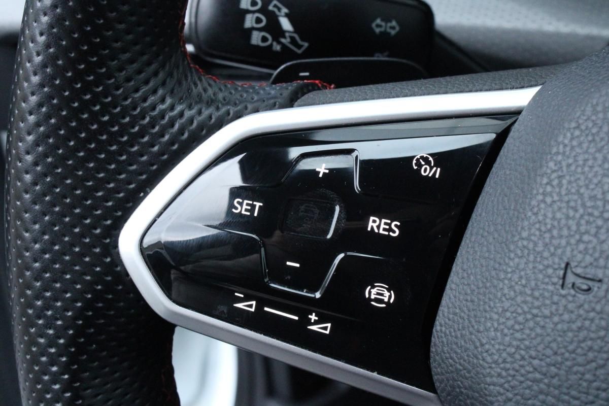 volkswagen-golf-2021-gasolina-1984cc