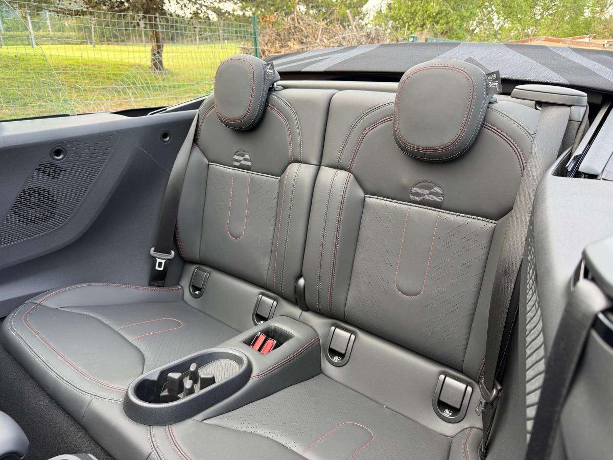 mini-cabrio-2024-gasolina-1998cc