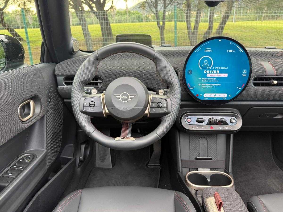 mini-cabrio-2024-gasolina-1998cc