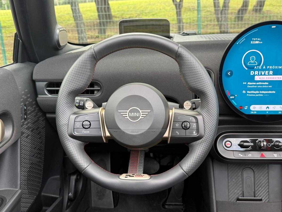 mini-cabrio-2024-gasolina-1998cc