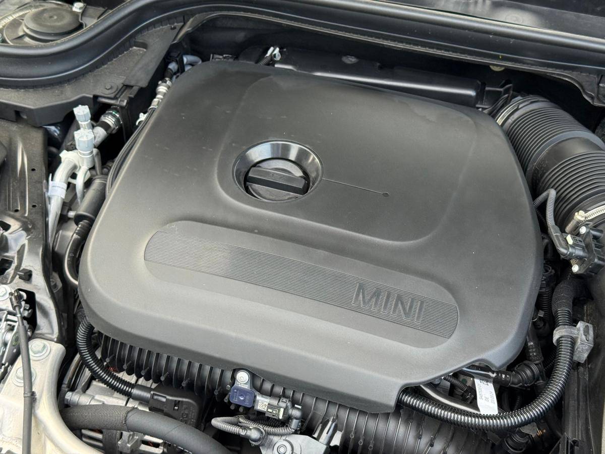 mini-cabrio-2024-gasolina-1998cc