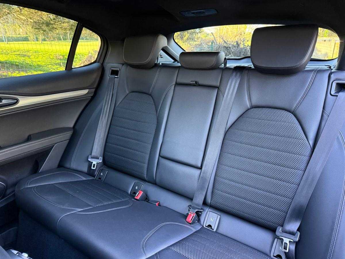 alfa-romeo-stelvio-2022-diesel-2143cc