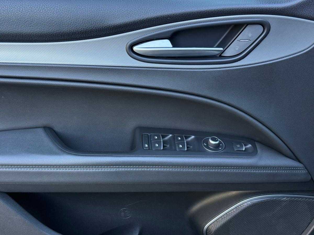 alfa-romeo-stelvio-2022-diesel-2143cc