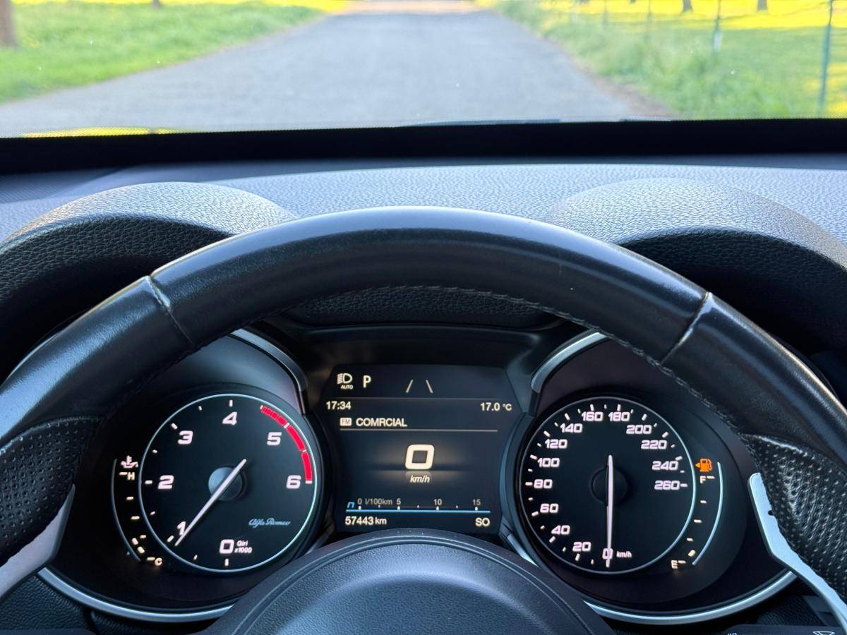 alfa-romeo-stelvio-2022-diesel-2143cc
