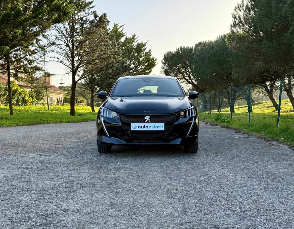peugeot-208-2023-eletrico-500cc