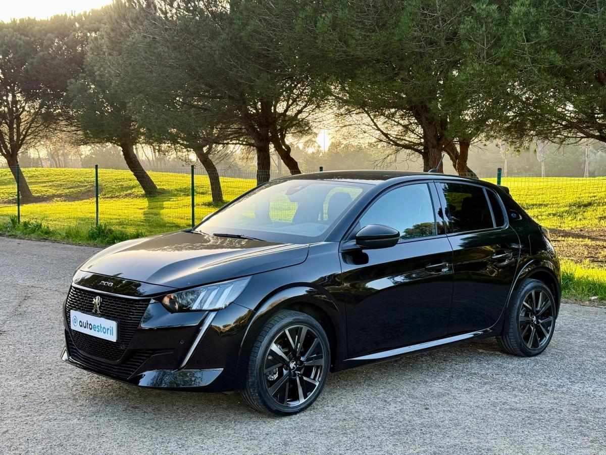 peugeot-208-2023-eletrico-500cc