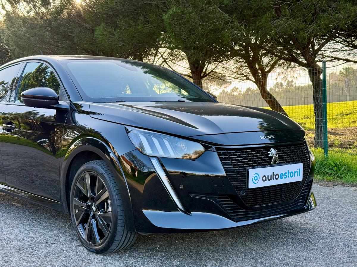 peugeot-208-2023-eletrico-500cc