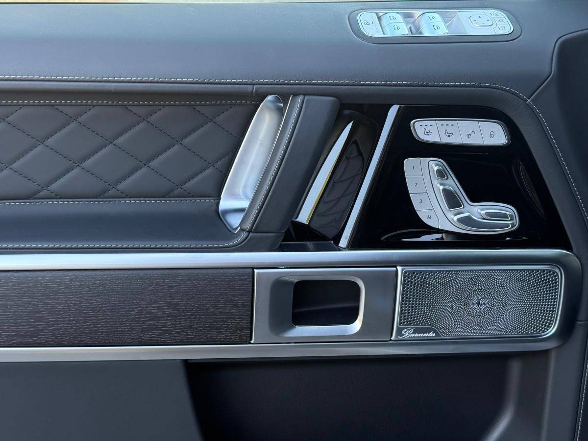 mercedes-benz-classe-g-2025-gasolina-3982cc