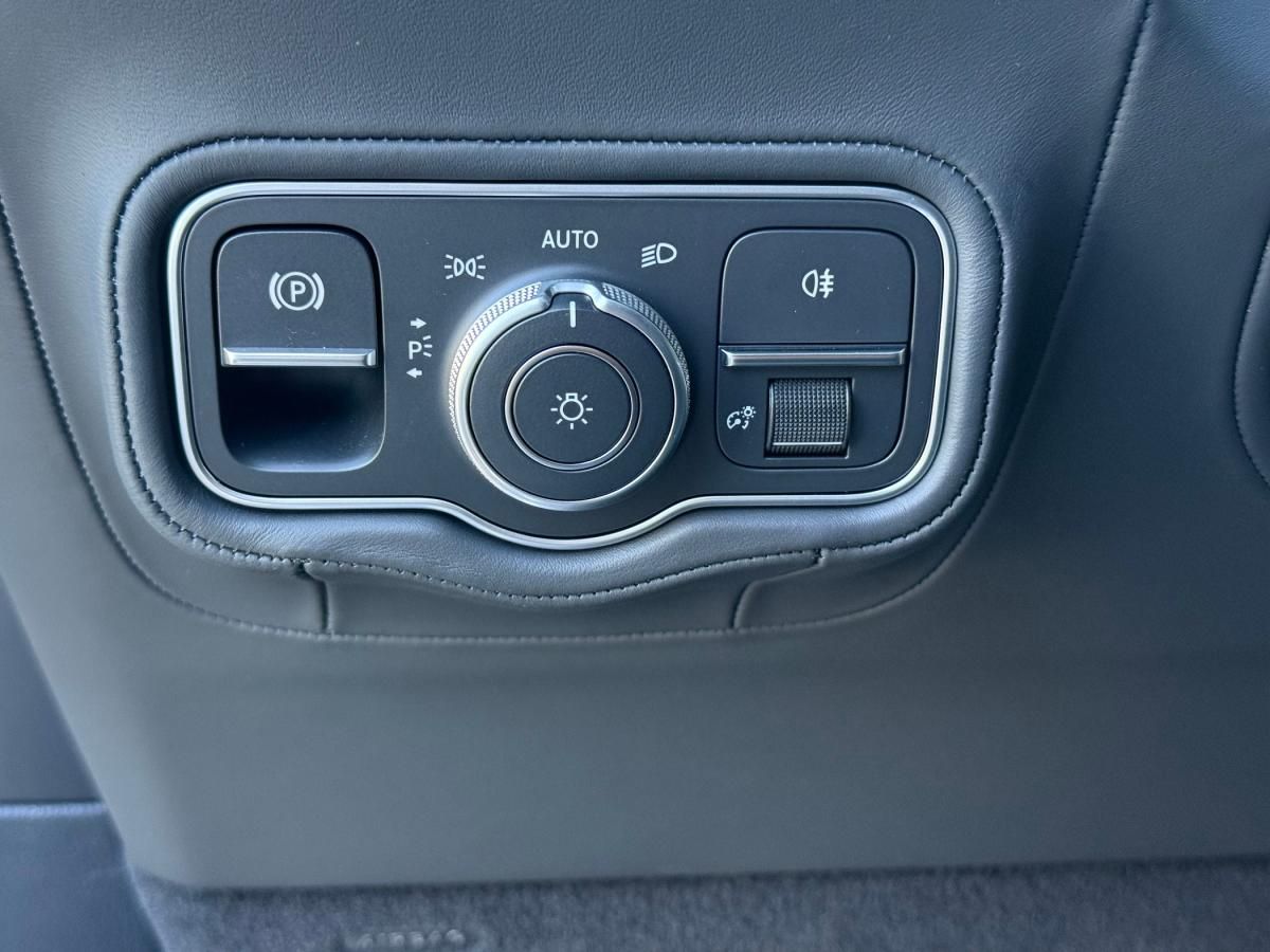 mercedes-benz-classe-g-2025-gasolina-3982cc