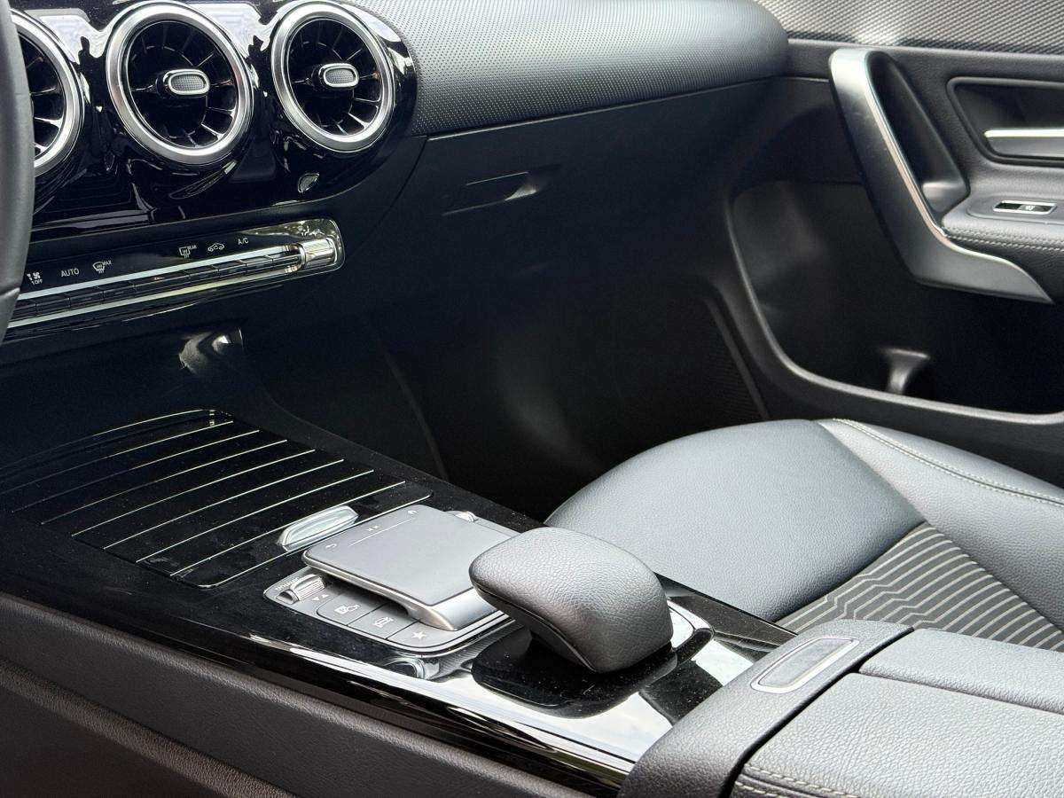 mercedes-benz-cla-2022-diesel-1950cc