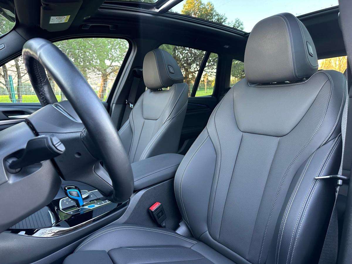 bmw-ix3-2023-eletrico-500cc