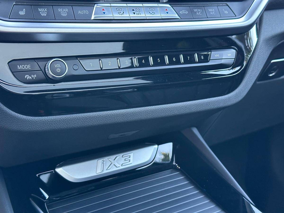 bmw-ix3-2023-eletrico-500cc