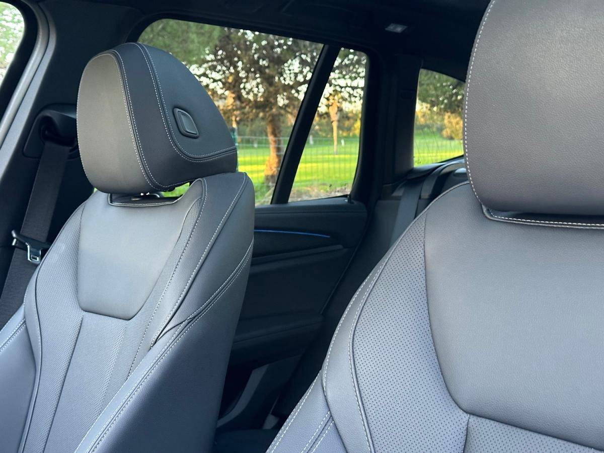 bmw-ix3-2023-eletrico-500cc