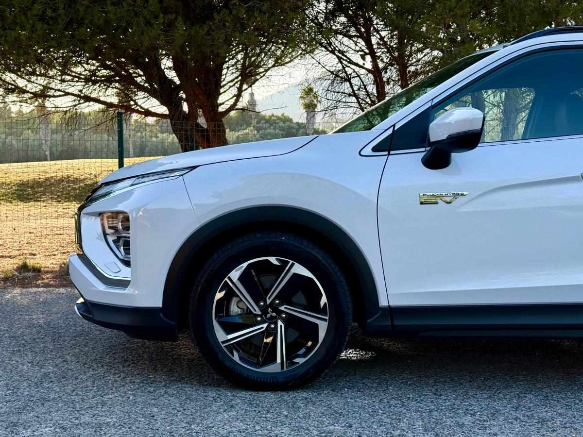 mitsubishi-eclipse-cross-2021-hibrido-a-gasolina-2360cc
