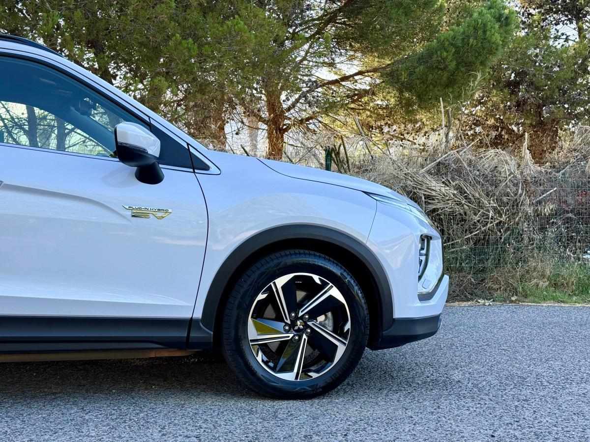 mitsubishi-eclipse-cross-2021-hibrido-a-gasolina-2360cc