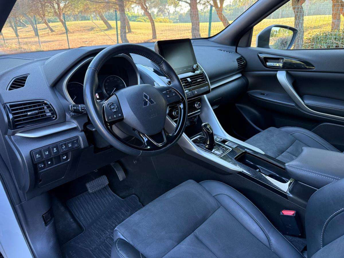 mitsubishi-eclipse-cross-2021-hibrido-a-gasolina-2360cc