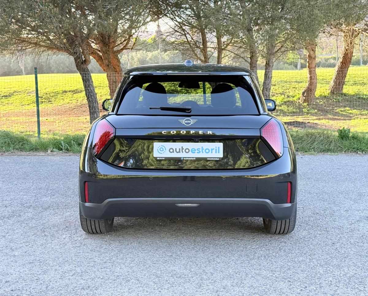 mini-cooper-2024-eletrico-500cc