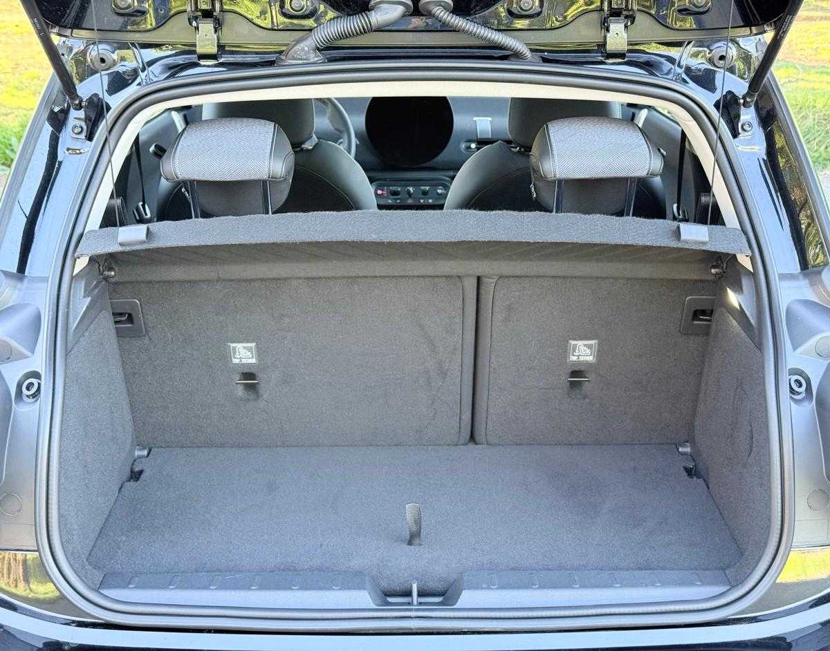 mini-cooper-2024-eletrico-500cc