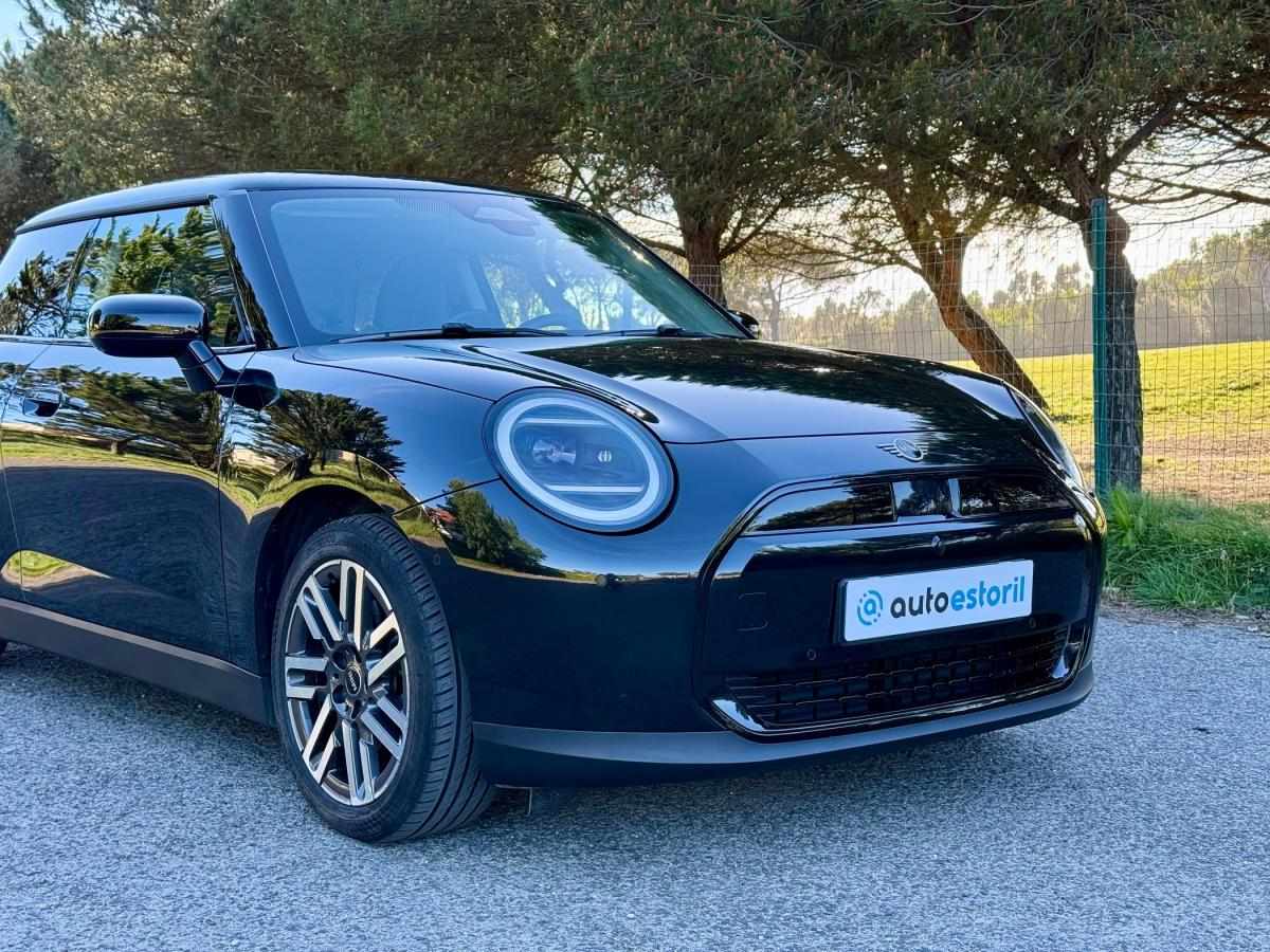 mini-cooper-2024-eletrico-500cc