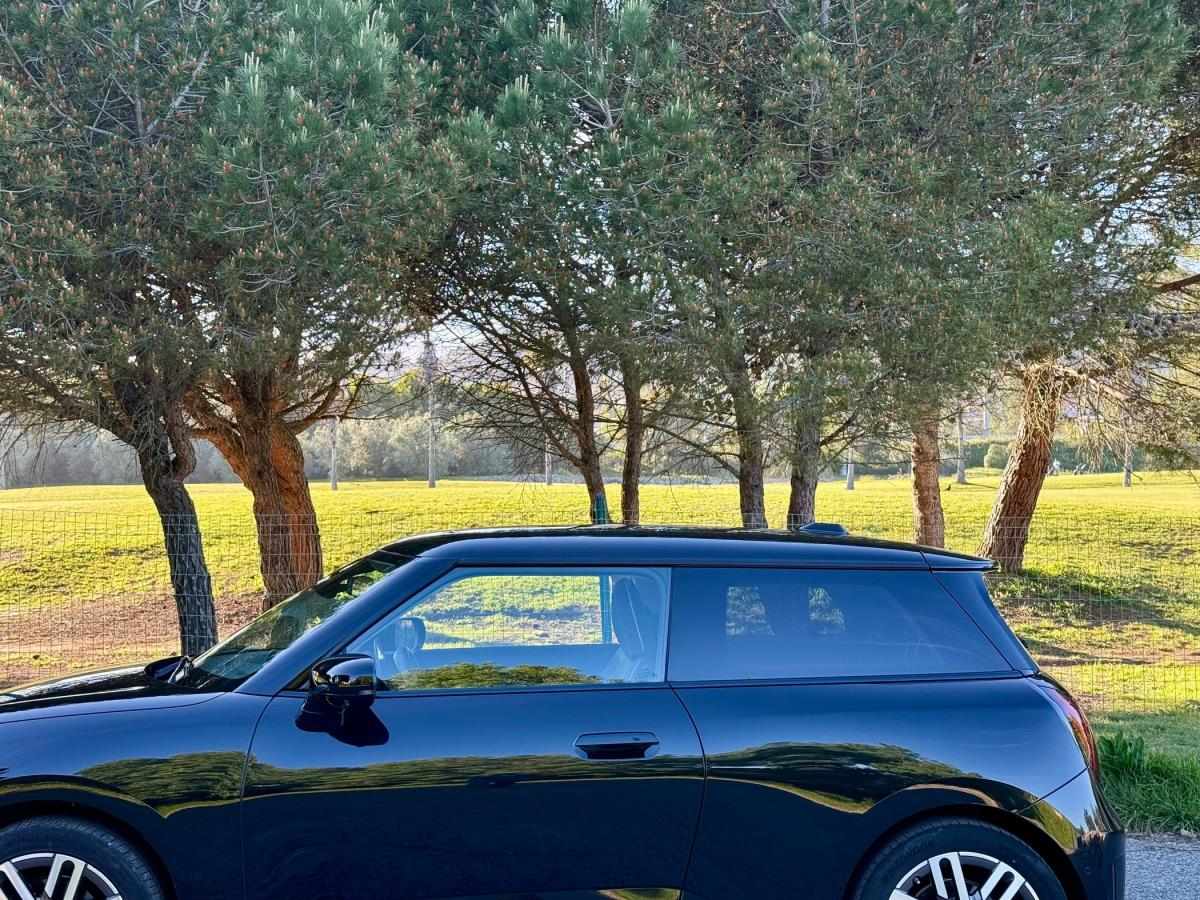 mini-cooper-2024-eletrico-500cc