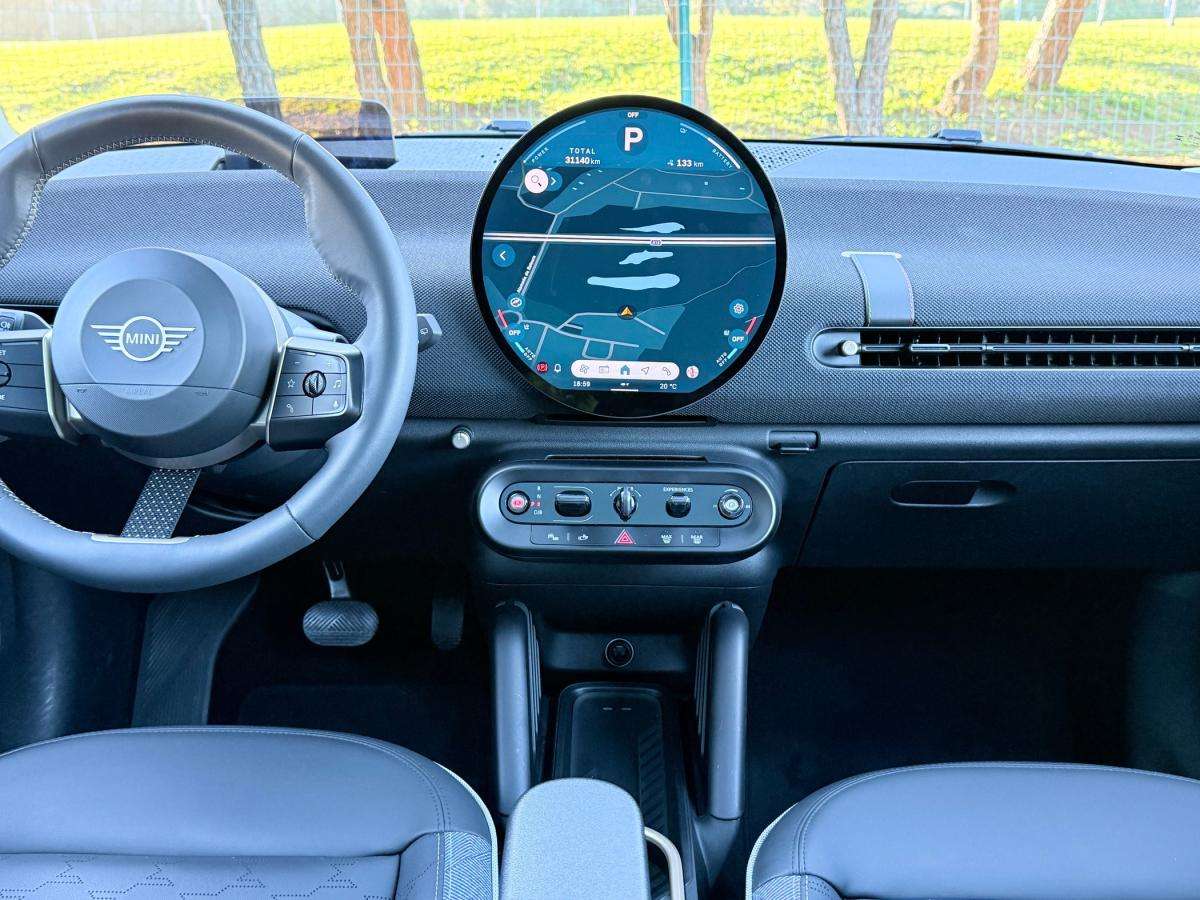 mini-cooper-2024-eletrico-500cc