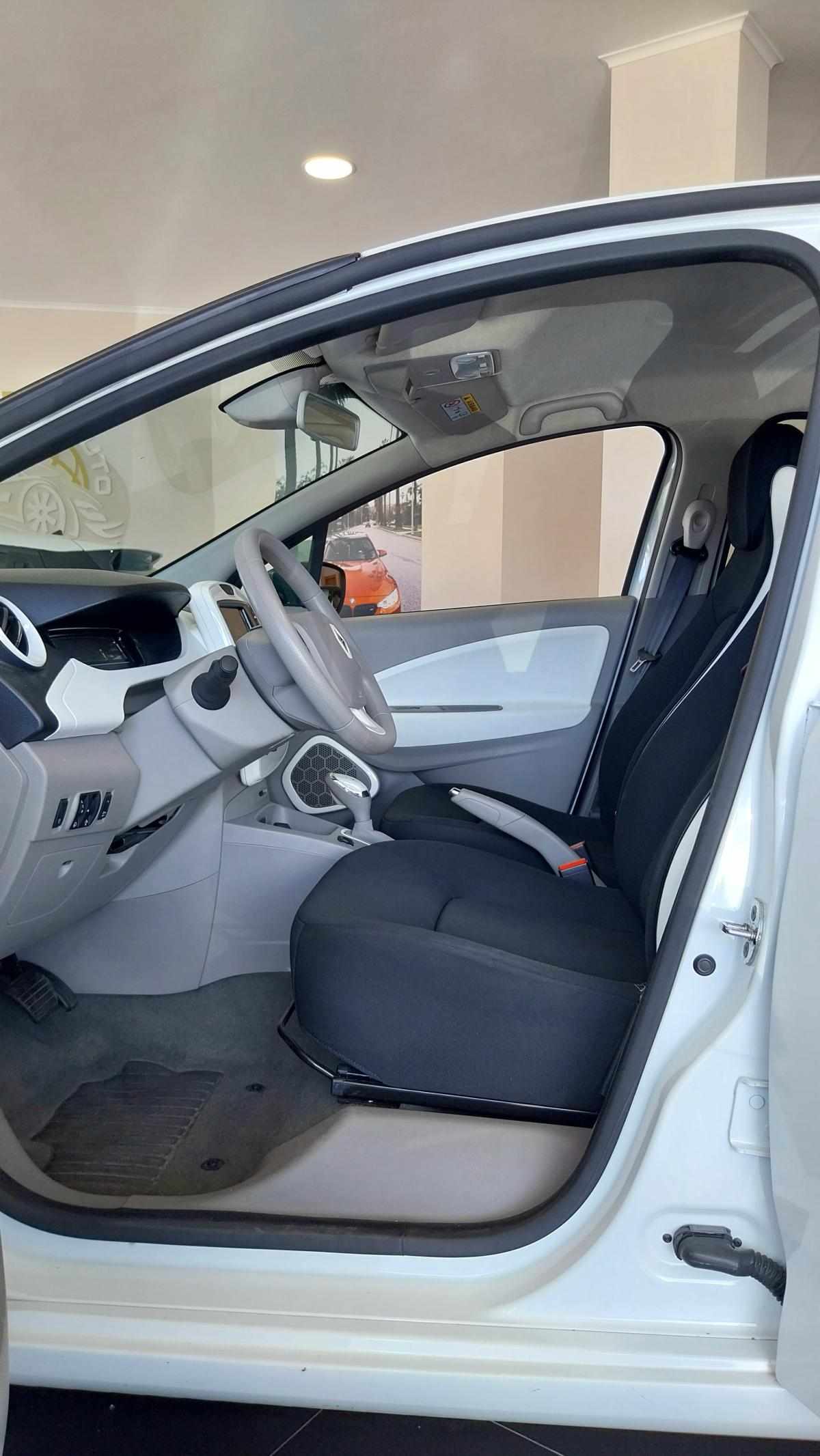 renault-zoe-r90-41-kwh-2019-eletrico