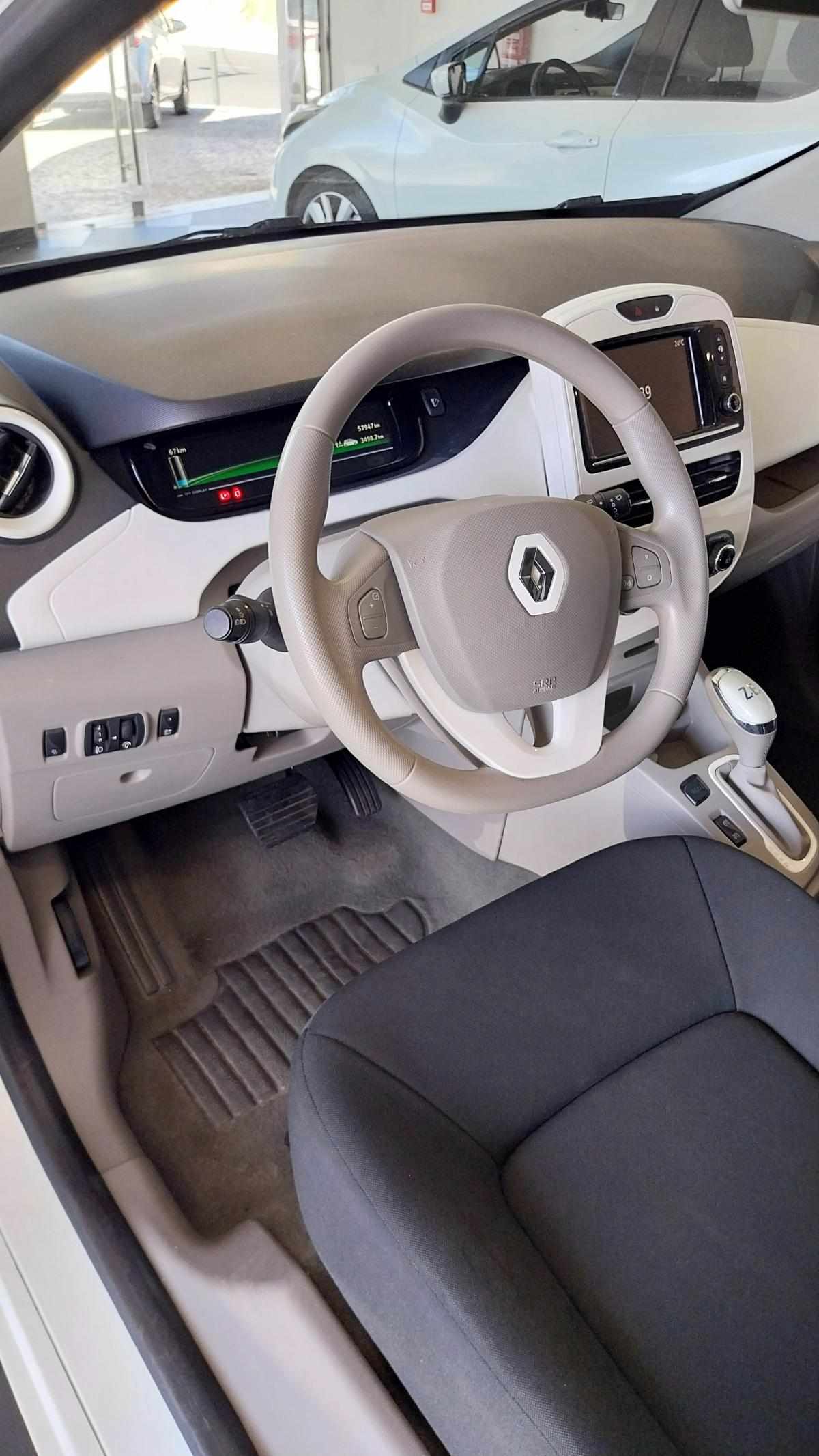 renault-zoe-r90-41-kwh-2019-eletrico