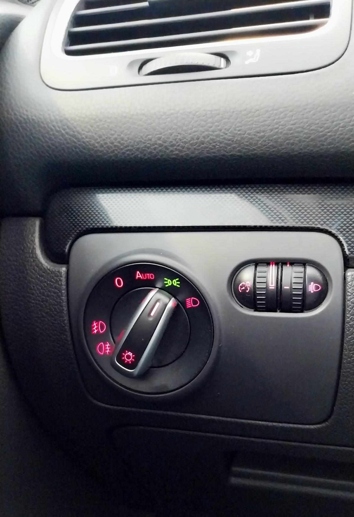 volkswagen-golf-1-6-tdi-2010-diesel-1598cc