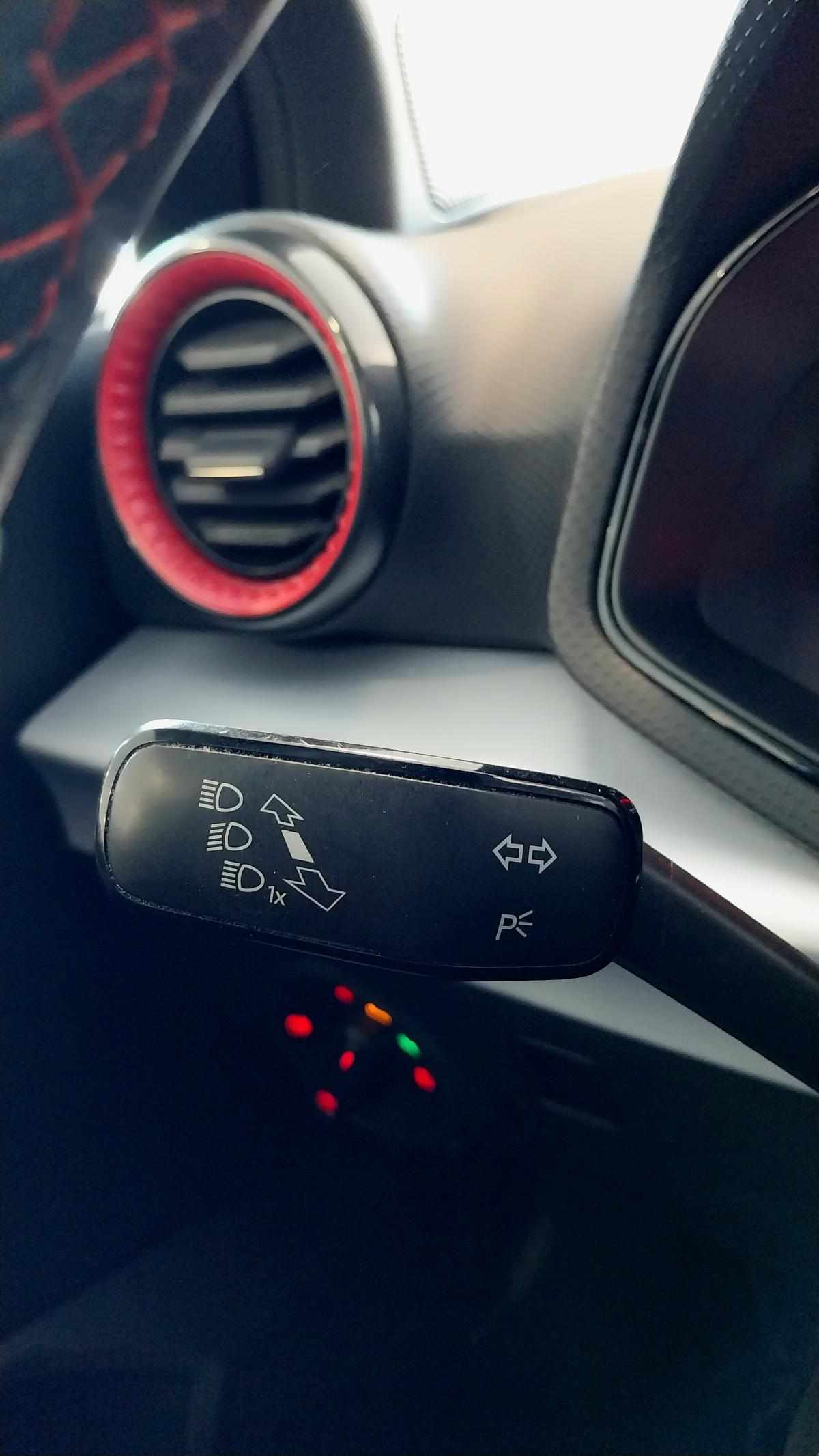 seat-arona-1-0-tsi-2022-gasolina-999cc