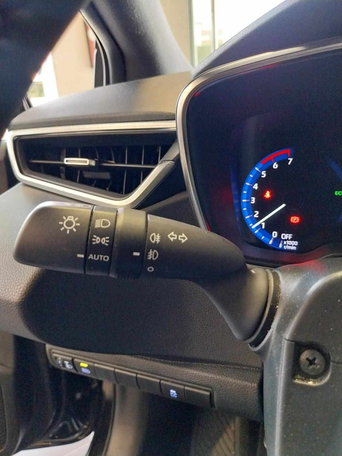 toyota-corolla-hybrid-1-8-vvt-i-2021-gasolina-1798cc