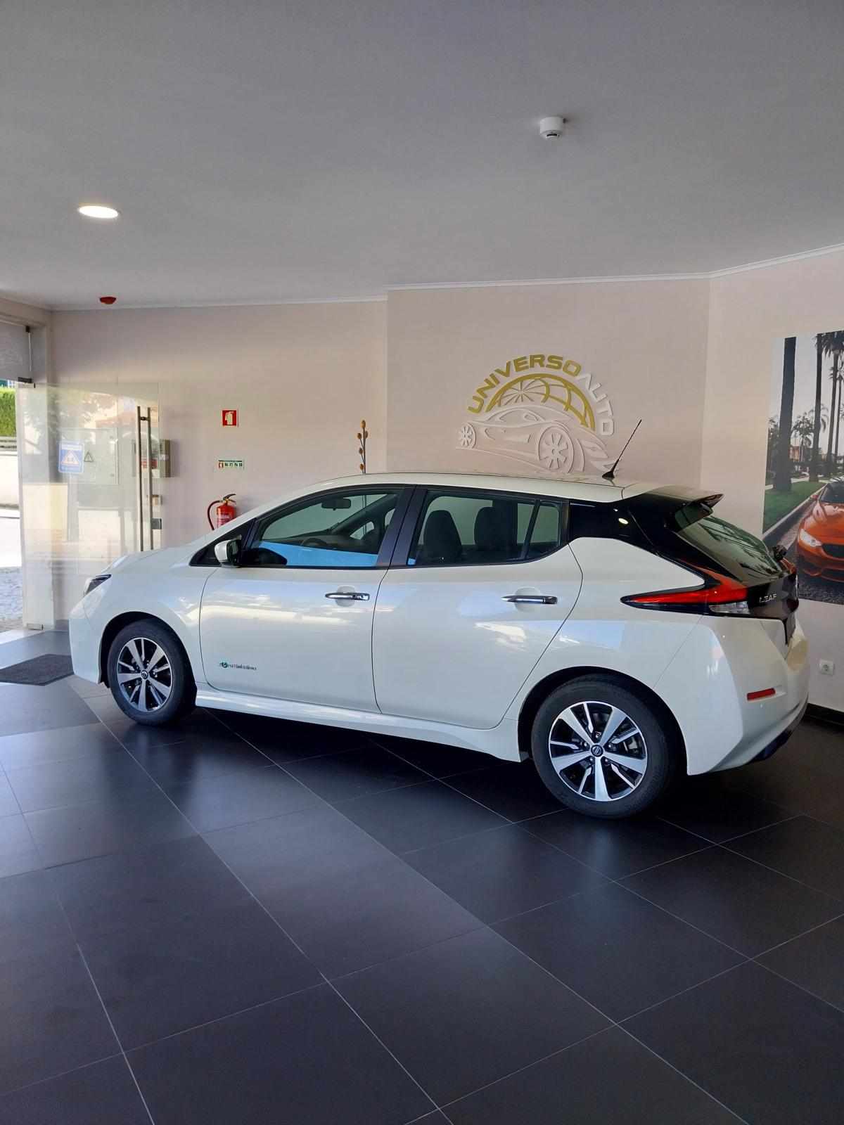 nissan-leaf-40-kwh-2020-eletrico