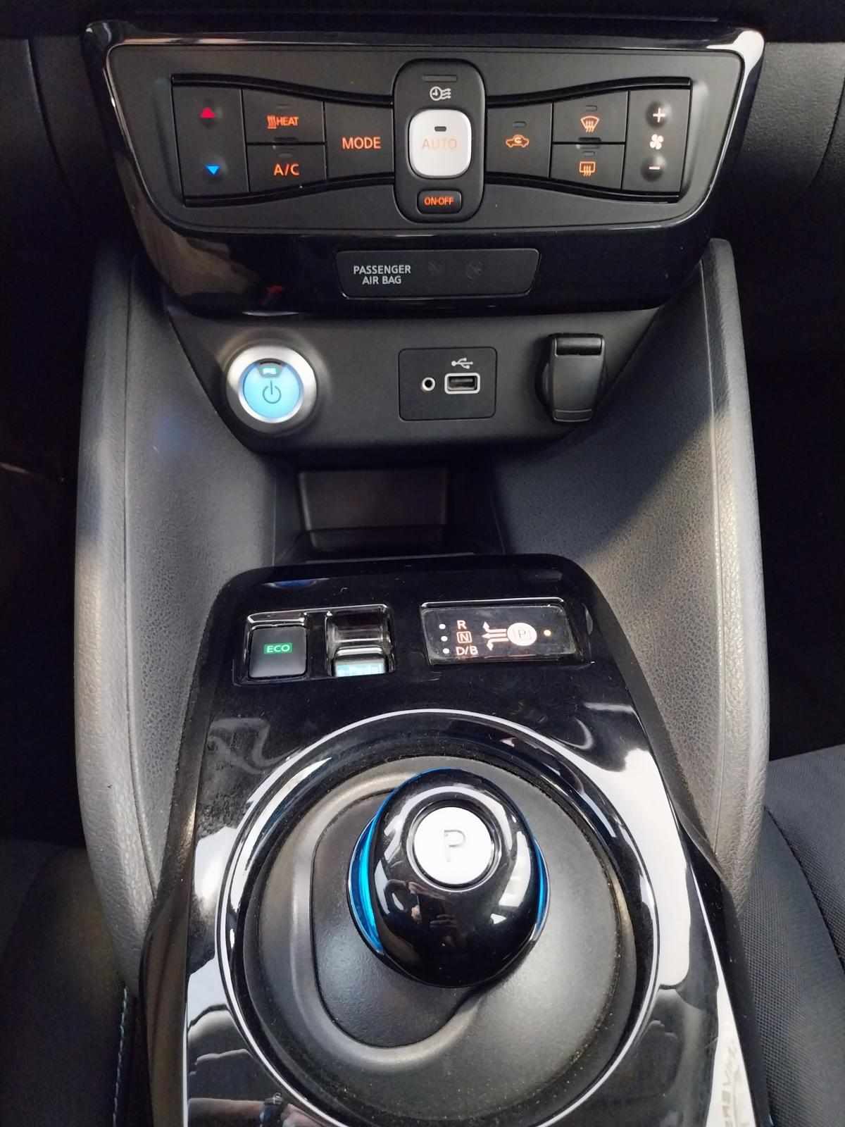 nissan-leaf-40-kwh-2020-eletrico
