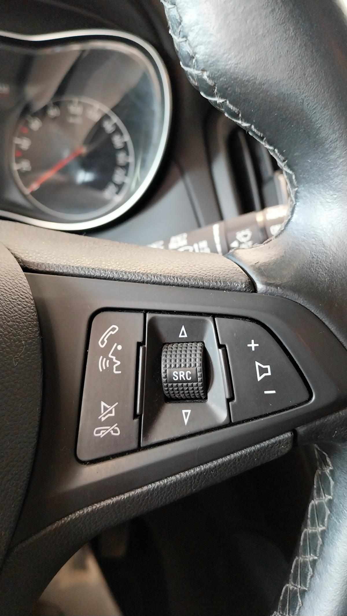 opel-zafira-2017-diesel-1598cc