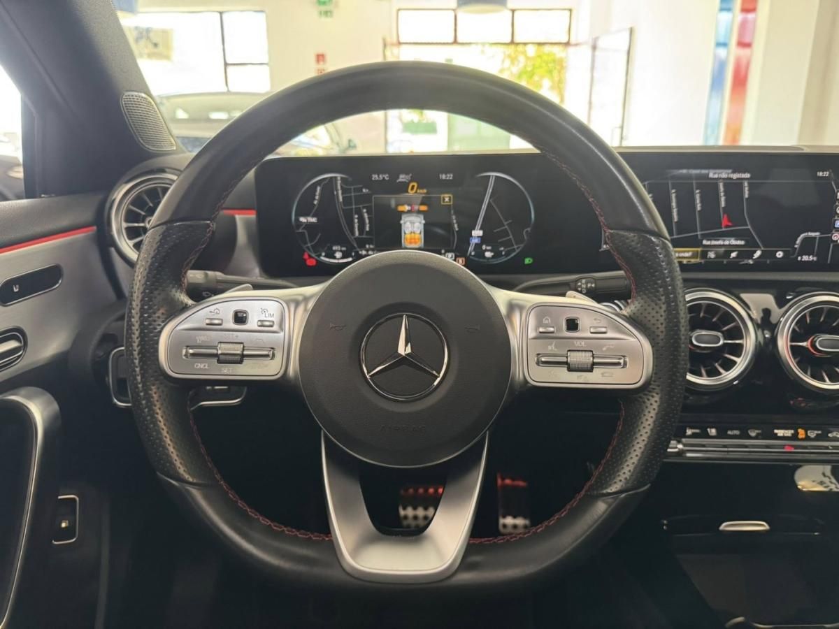 mercedes-benz-classe-a-2021-hibrido-1332cc