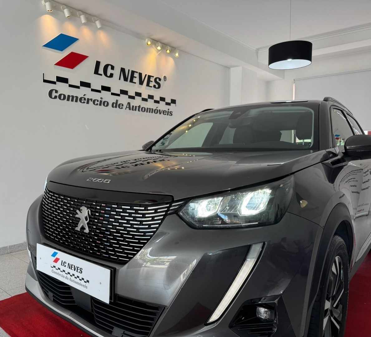 peugeot-2008-2021-gasolina-1199cc