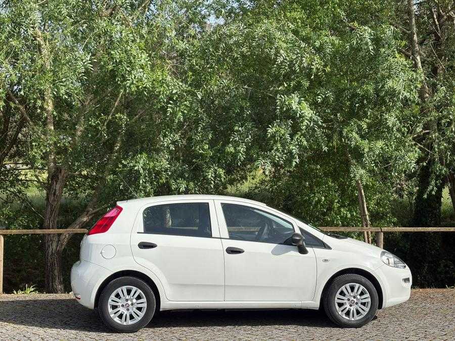fiat-punto-2018-gasolina-1242cc