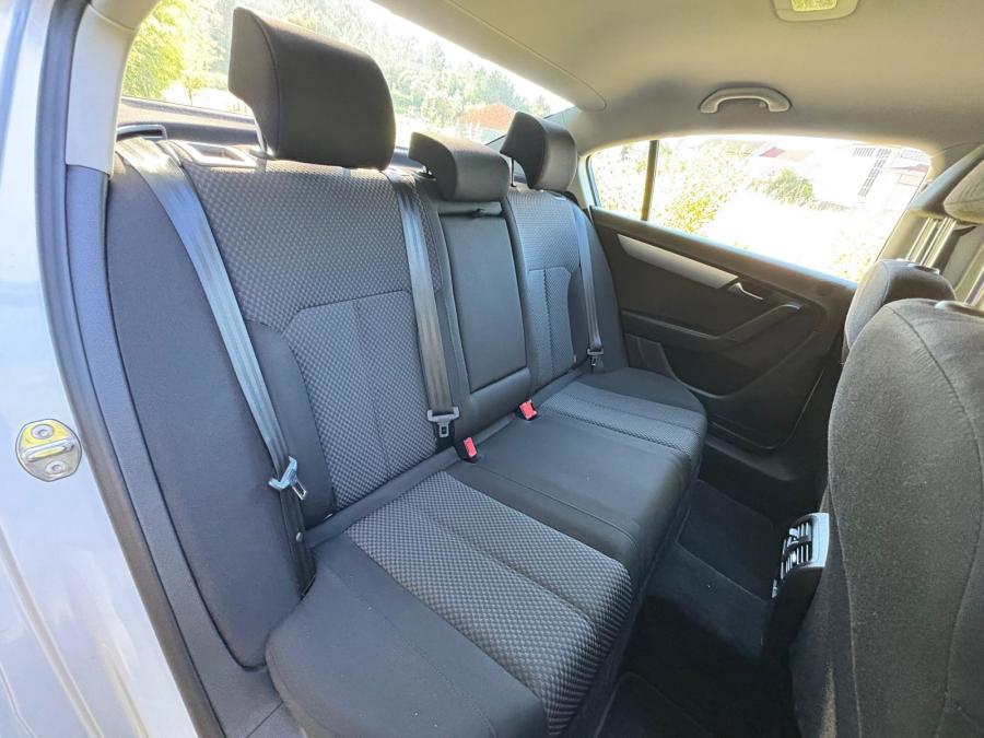volkswagen-passat-2014-diesel-1598cc